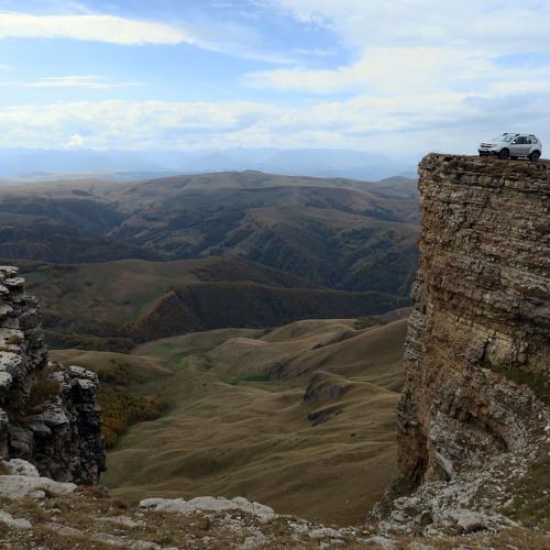 Дастер на плато Бермамыт (КЧР)