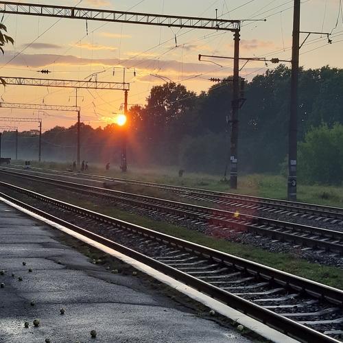 Вечір на залізниці