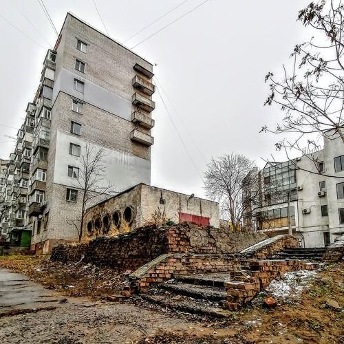 Дворы и подворотни