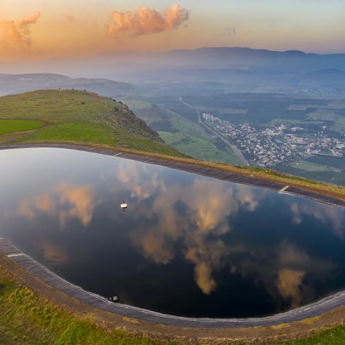 Clouds mirror