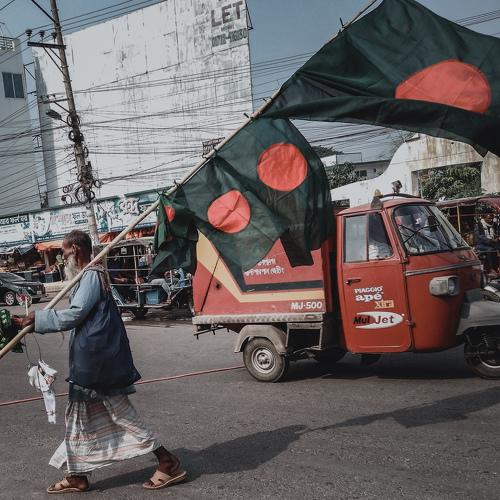 বিজয়ের মাসে লাল সবুজে মন গেঁথে যাক
