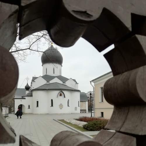 Старая церковь.
