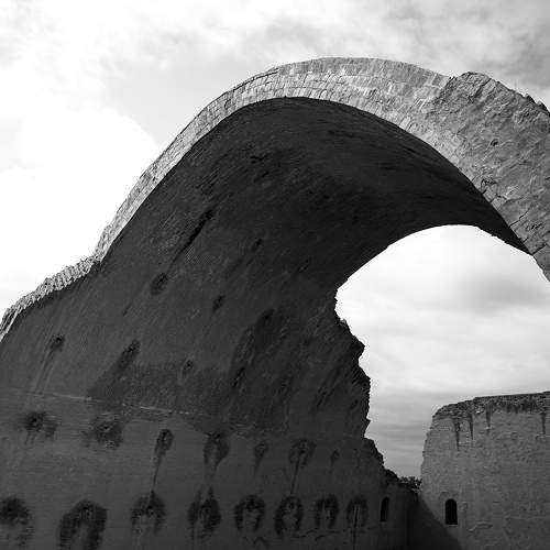 kasra arch
