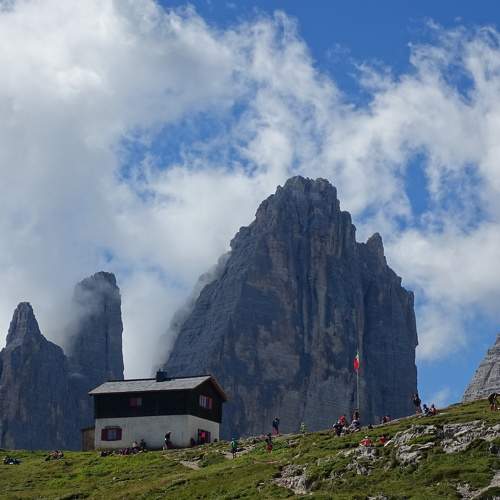 Testa fra le nuvole