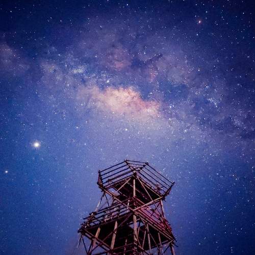 A great milky way above the Tower