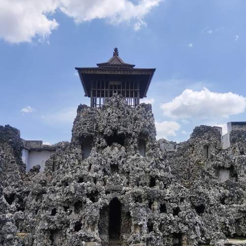 Tample