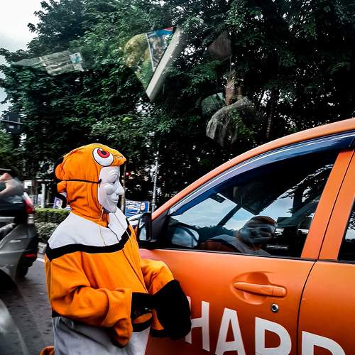 street clown