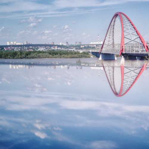Sky bridge