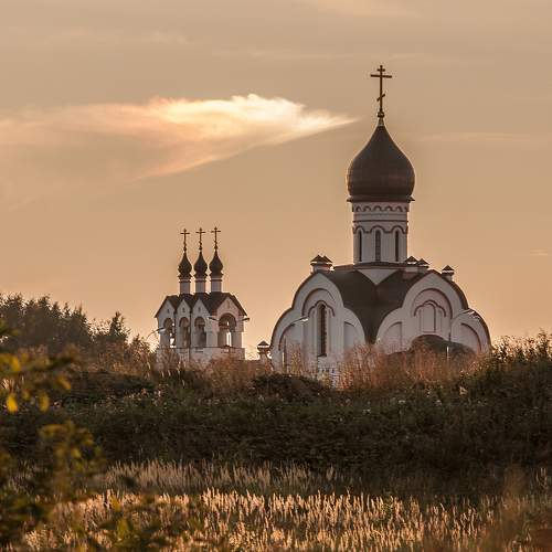 На закате