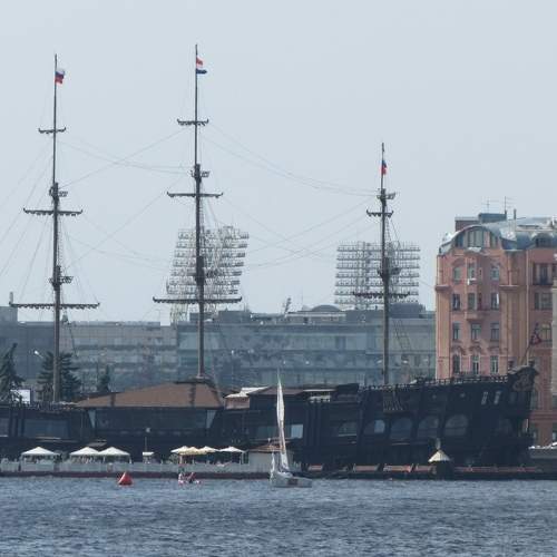 Красивый Питерский морской городской вид
