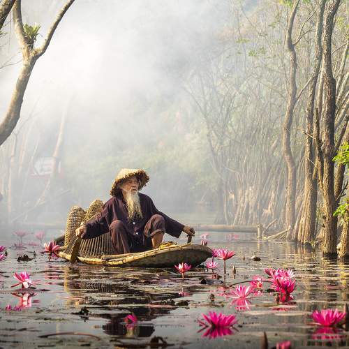 Fishing old man and autumn