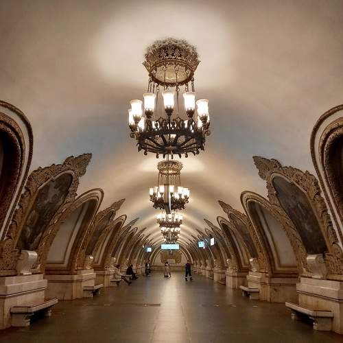 Метро станция Киевская