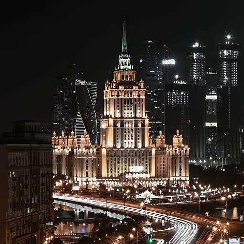 Москва никогда не спит