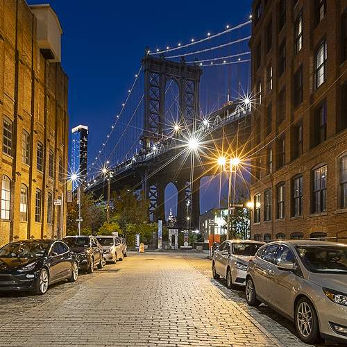 Manhattan Bridge at night