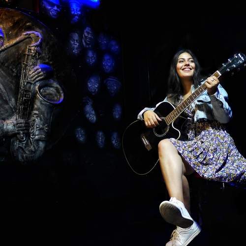 Photo #6996928