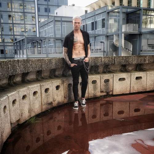 Photo #7028745