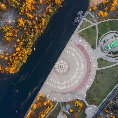 Адмиралтейская площадь в Воронеже с высоты 350 метров.