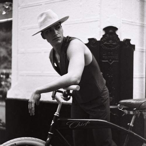 Photo #7355256