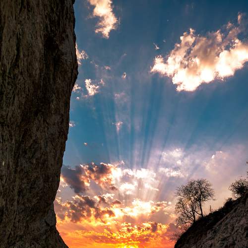 Clear your mind, watch the sky.