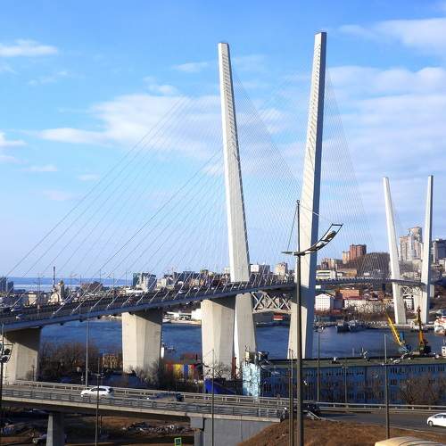Владивосток . Золотой  мост .