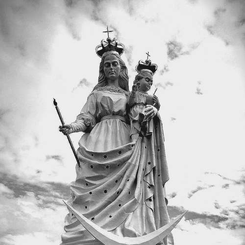 Hermosa Virgen del Socavón