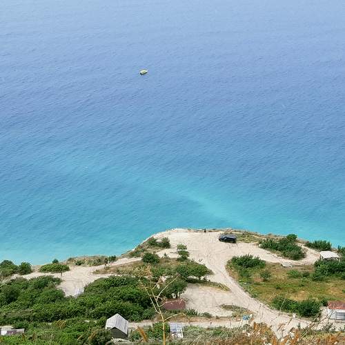 Photo #7627076