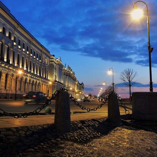по вечернему городу