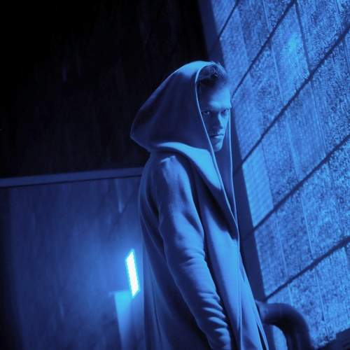 Photo #7698406