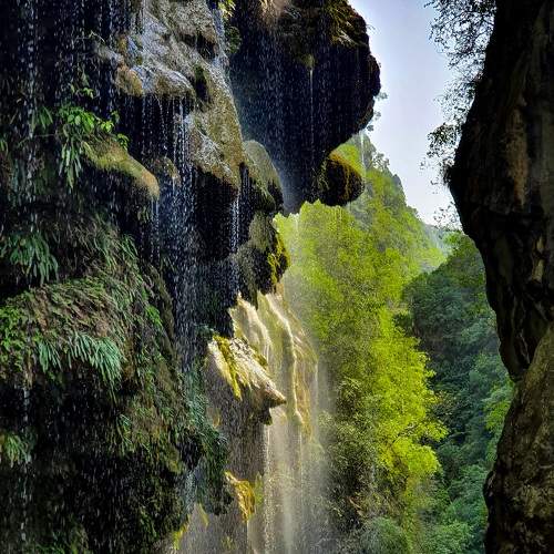 Waterfall still image