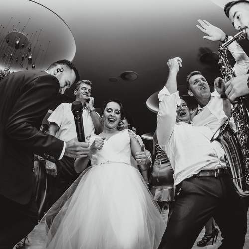Photo #7859998