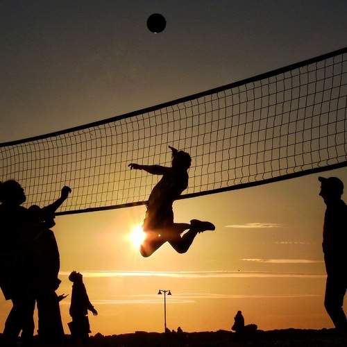 beach volleyball players