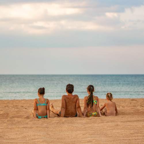 Photo #7979895