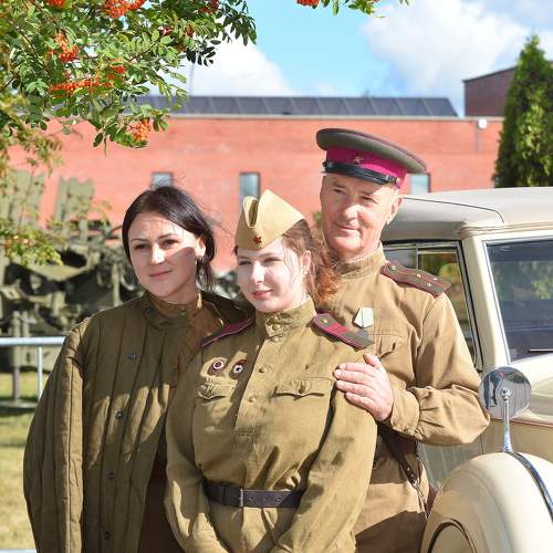 Photo #8223457