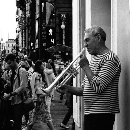 Street Musician on Nevsky ave.