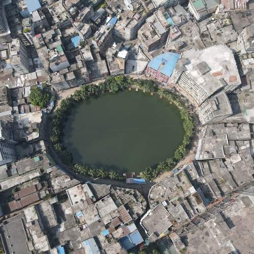 ‘Gol Talab’: 200 years on, people still swim in the pond of the Nawabs