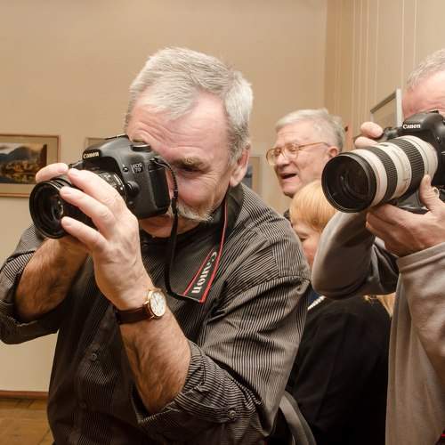 Photo #8425180
