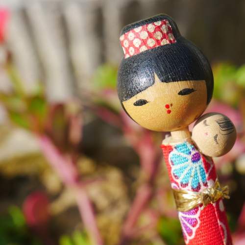 Japanese doll drawing pen