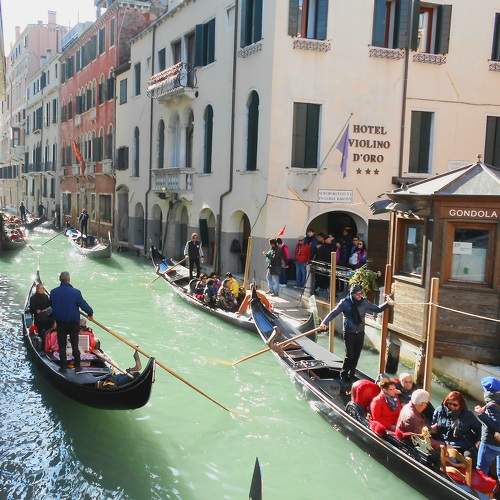 Venice day by day