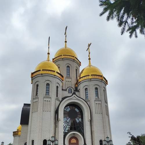 Храм Святым