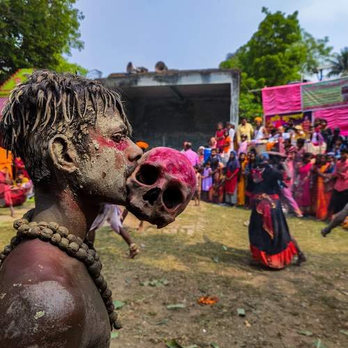 A devotees of gajan festival