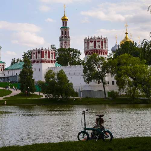 вид на Новодевичий...