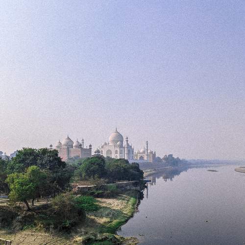 Unreal beauty of tha tajmahal India