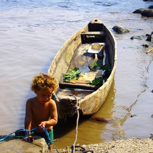 Tying the canoe