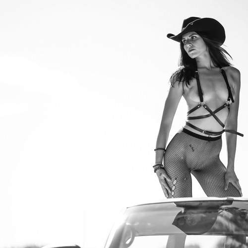 Photo #9295965