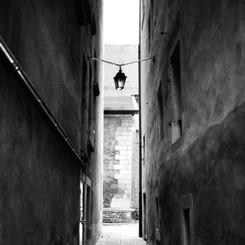 Geneve Alley