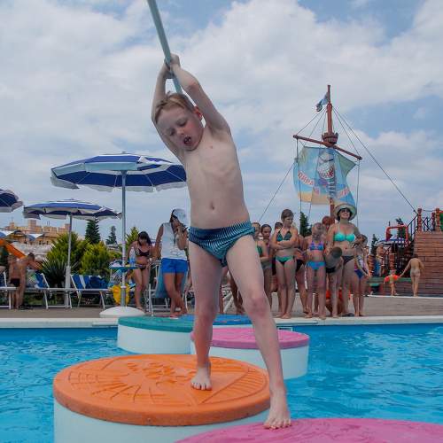 Photo #9357855