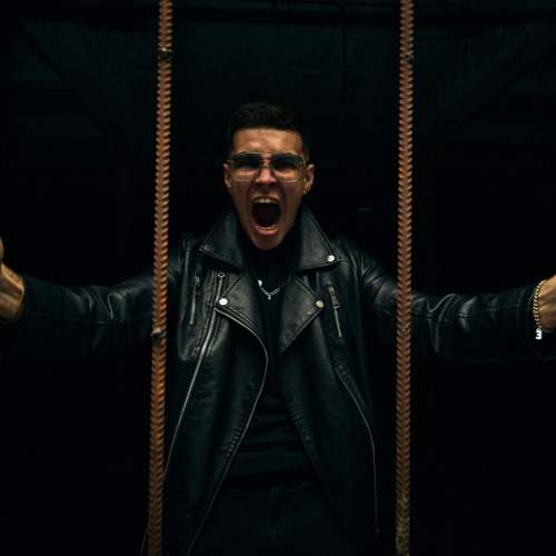Photo #9397474