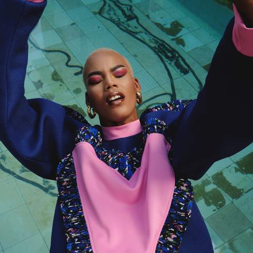 Photo #9424576