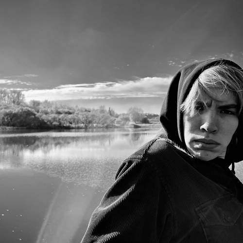 Photo #9458522