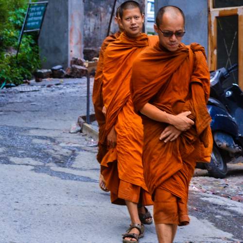 Monks who sold their ferrari